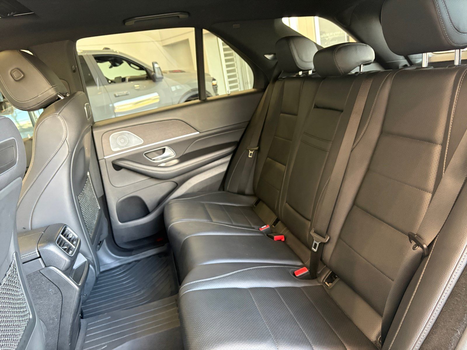 Used 2020 Mercedes-Benz GLE 350 4MATIC image 24