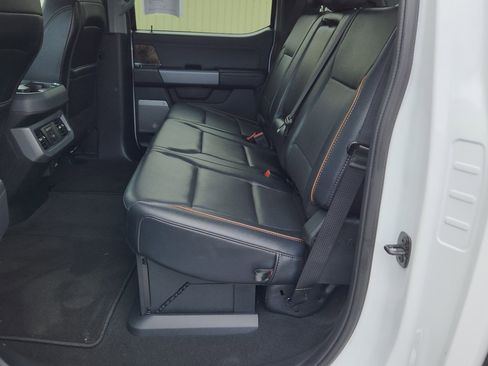 Used 2025 Ford F250 Lariat AWD/4WD image 26