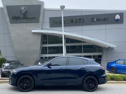 New 2024 Maserati Levante Trofeo image 8