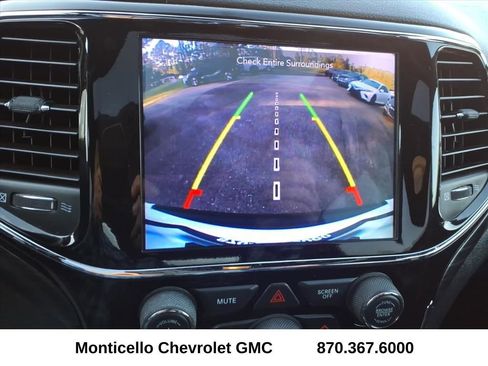 Used 2020 Jeep Grand Cherokee Altitude image 22