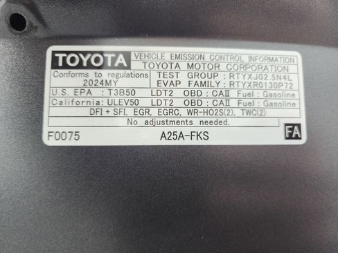 Used 2024 Toyota RAV4 XLE image 19