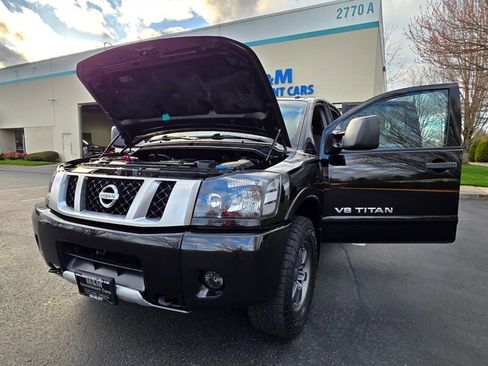 Used 2014 Nissan Titan PRO-4X image 25