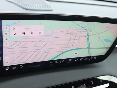 New 2025 Buick Enclave Preferred w/ Power Package image 9