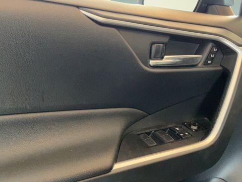 Certified 2021 Toyota RAV4 XLE Premium AWD/4WD image 23
