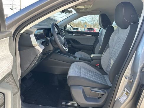 New 2026 Volkswagen Tiguan S image 9