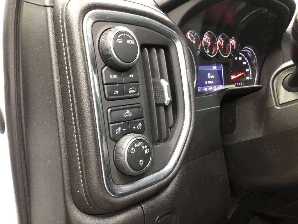Used 2021 Chevrolet Silverado 1500 LT w/ Bed Protection Package AWD/4WD image 10