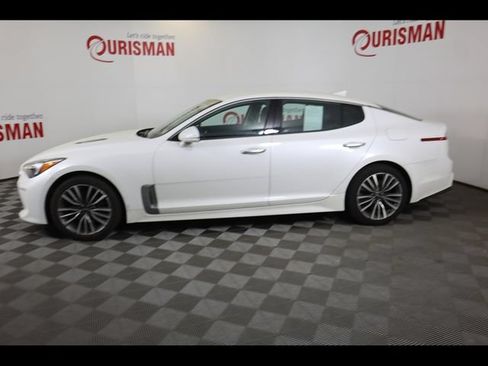 Used 2019 Kia Stinger RWD image 14