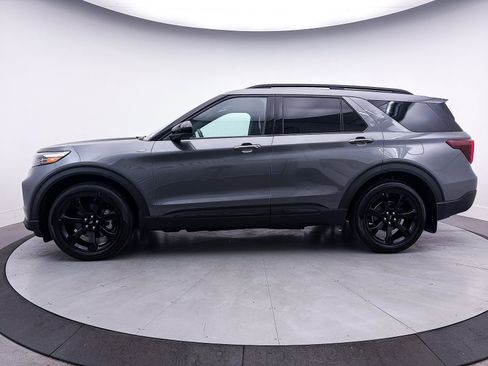 Used 2023 Ford Explorer ST-Line w/ Class IV Trailer Tow Package image 42