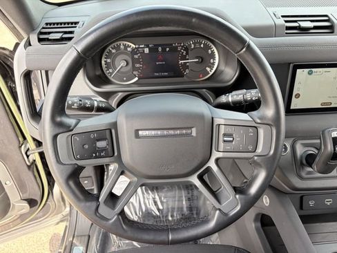Used 2023 Land Rover Defender 110 X-Dynamic SE AWD/4WD image 10