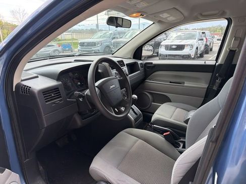 Used 2007 Jeep Compass Sport image 7