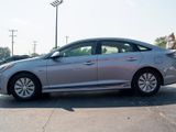 Used 2016 Hyundai Sonata SE image 4