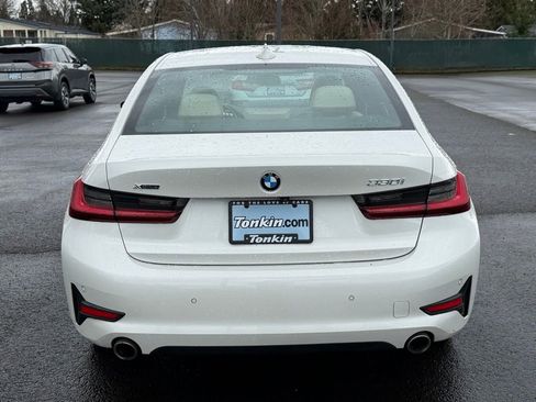 Used 2022 BMW 330i xDrive Sedan AWD/4WD image 7