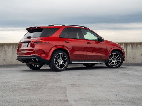 Certified 2021 Mercedes-Benz GLE 350 4MATIC image 4