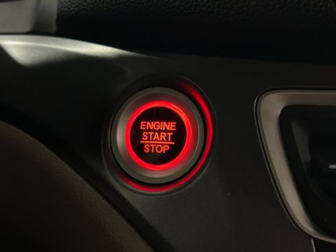 Used 2020 Honda Pilot EX-L image 10