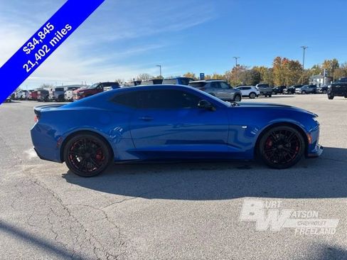 Used 2018 Chevrolet Camaro SS image 7