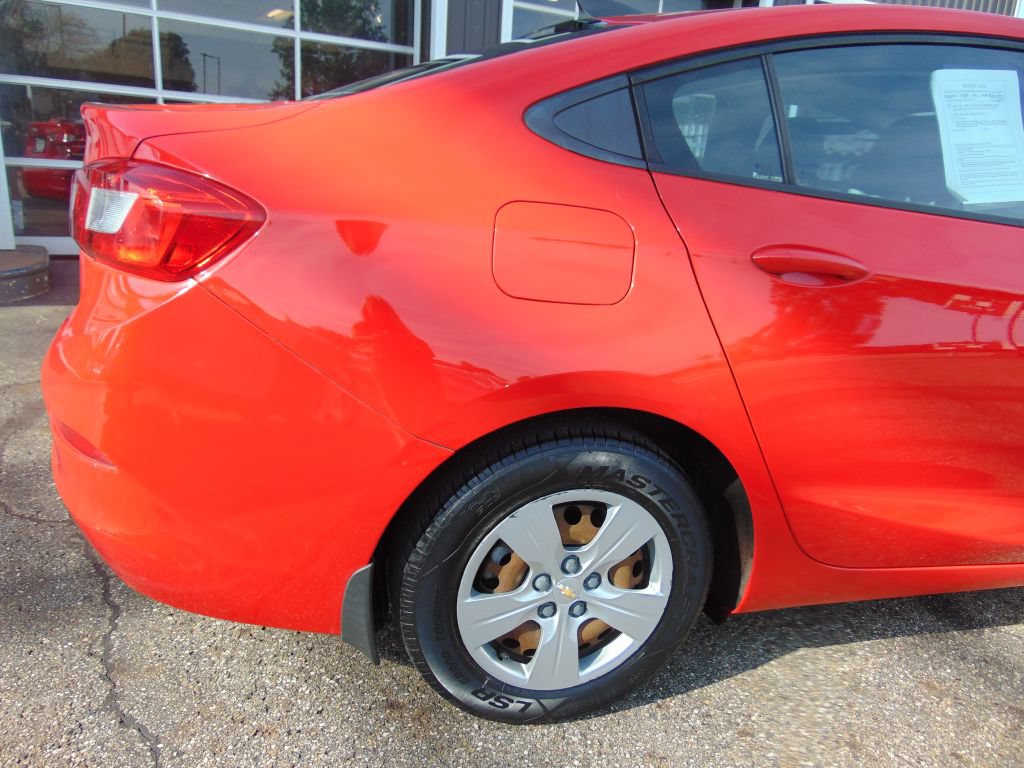 Used 2016 Chevrolet Cruze LS FWD image 14