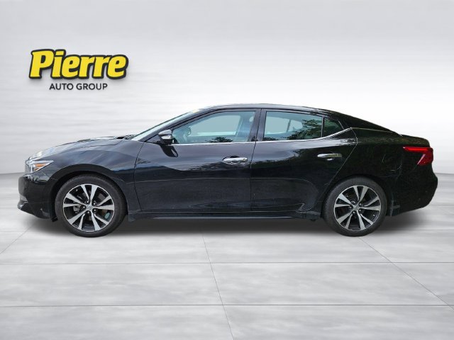 Used 2017 Nissan Maxima 3.5 SL w/ Interior Lighting Package FWD image 3