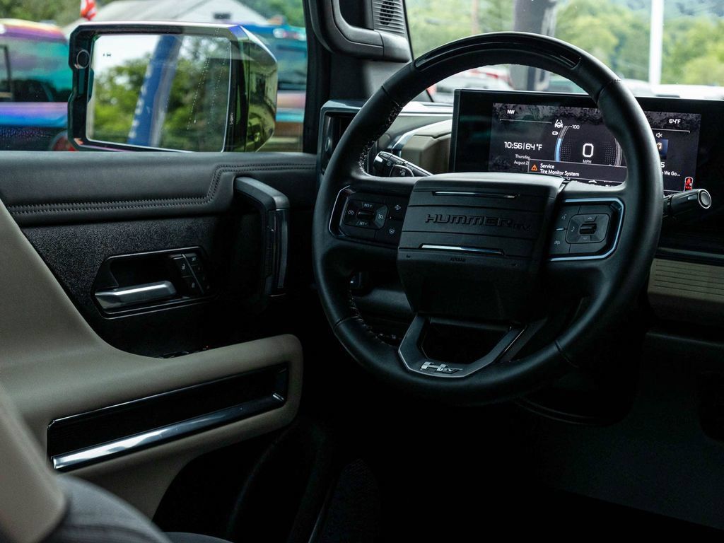 Used 2026 GMC Hummer EV SUV AWD/4WD image 24