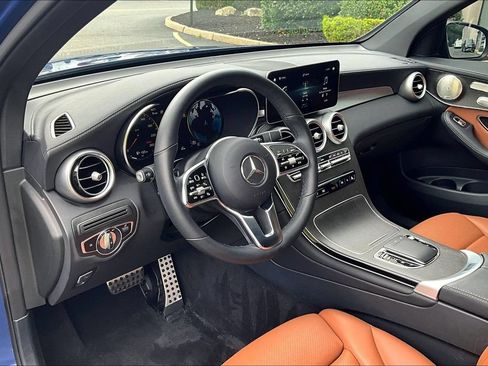 Used 2023 Mercedes-Benz GLC 300 4MATIC Coupe image 13