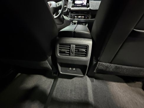 Certified 2025 Nissan Rogue Rock Creek image 32