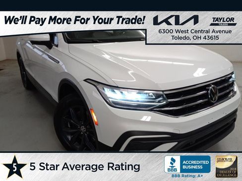 Used 2024 Volkswagen Tiguan SE image 1