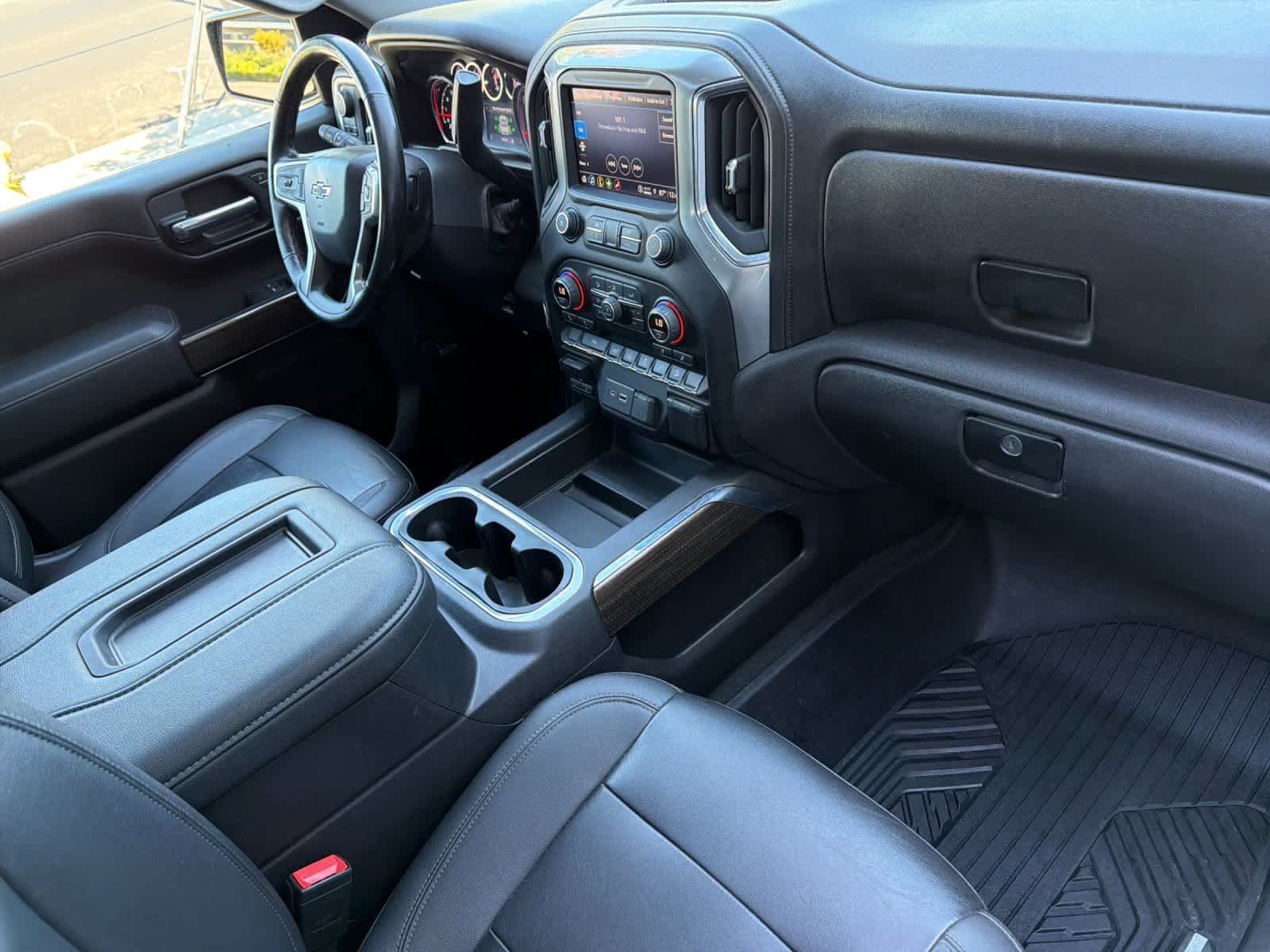 Used 2022 Chevrolet Silverado 1500 LT Trail Boss w/ LT Trail Boss Premium Package AWD/4WD image 15