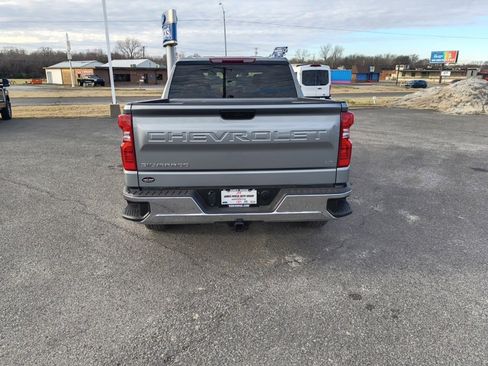 Used 2025 Chevrolet Silverado 1500 LT image 4