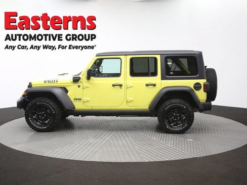Used 2023 Jeep Wrangler Unlimited AWD/4WD image 60