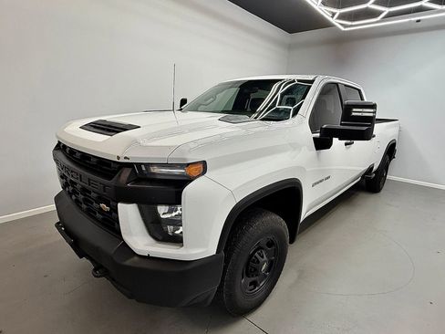 Used 2020 Chevrolet Silverado 2500 W/T w/ WT Convenience Package image 3