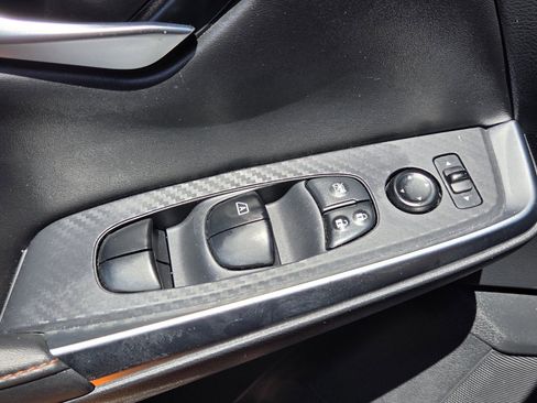 Used 2021 Nissan Sentra SR FWD image 13