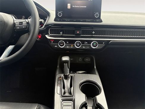 Used 2024 Honda Civic EX-L image 11