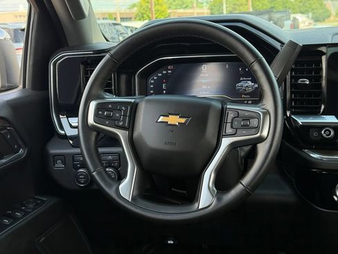 Used 2024 Chevrolet Silverado 1500 LT AWD/4WD image 14