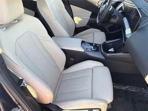 Certified 2025 BMW X3 xDrive30i w/ Convenience Package image 12