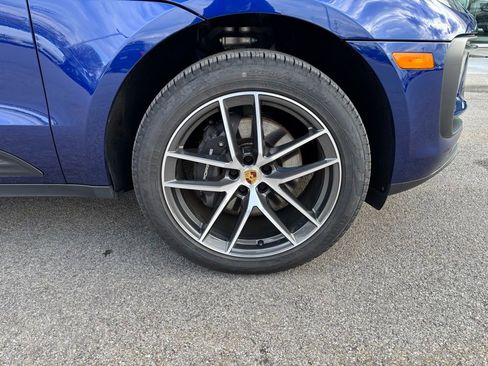Certified 2026 Porsche Macan AWD/4WD image 41