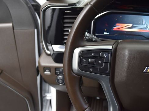 Used 2024 Chevrolet Silverado 3500 LT w/ Z71 Off-Road Package image 8