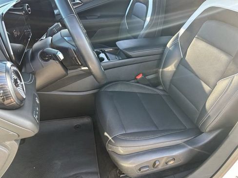 Used 2024 Chevrolet Blazer EV LT AWD/4WD image 21
