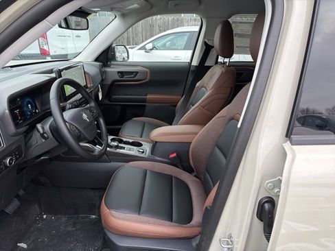 New 2025 Ford Bronco Sport Outer Banks w/ Outer Banks Tech Package+ image 8