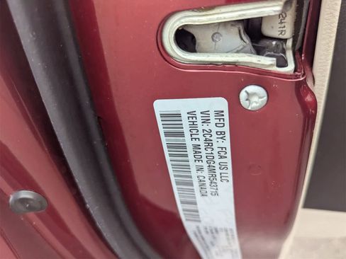 Used 2021 Chrysler Voyager Lxi image 34