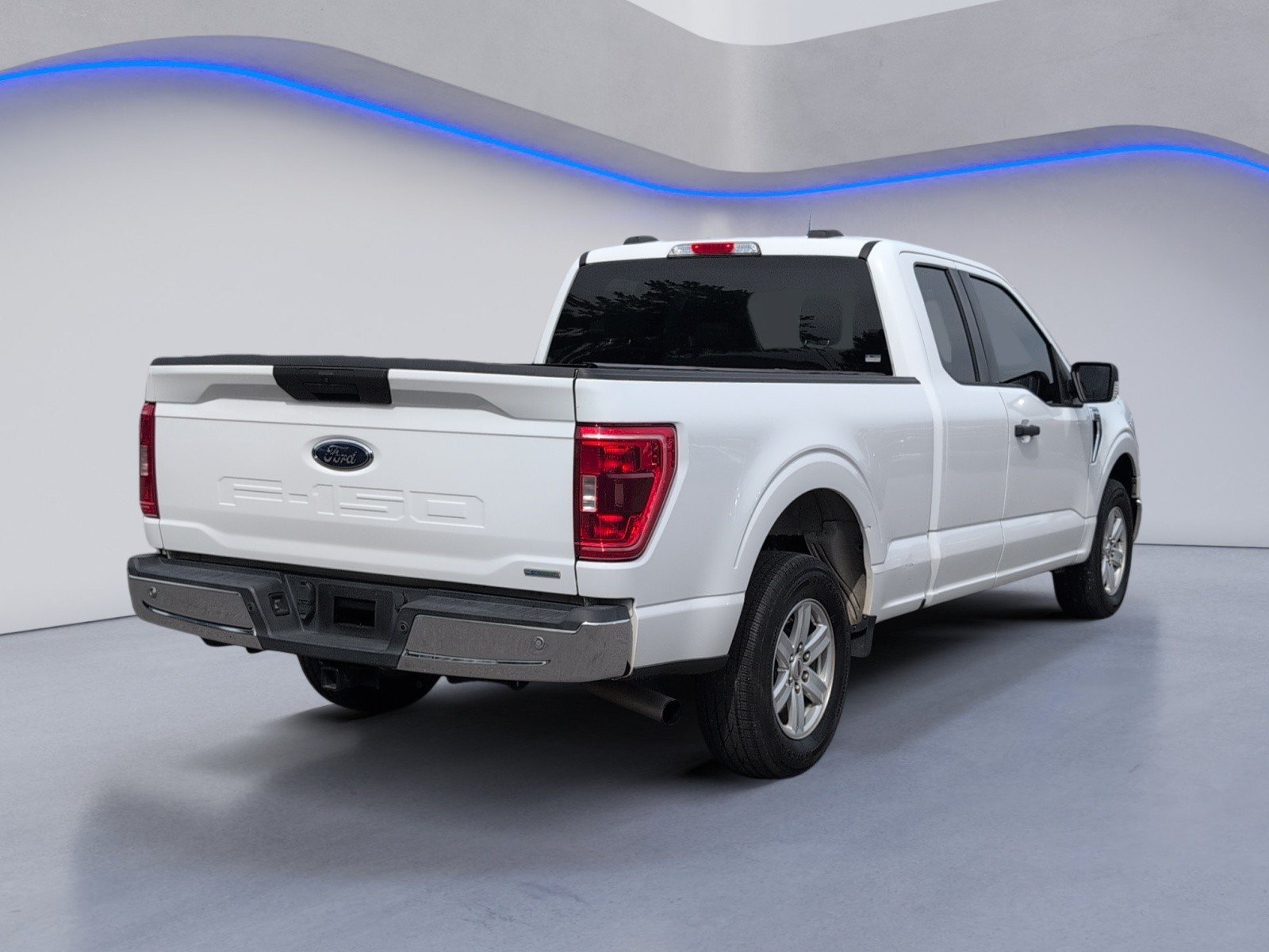 Used 2021 Ford F150 XLT w/ Equipment Group 301A Mid RWD image 3