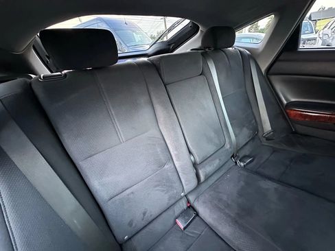 Used 2012 Honda Crosstour EX image 17