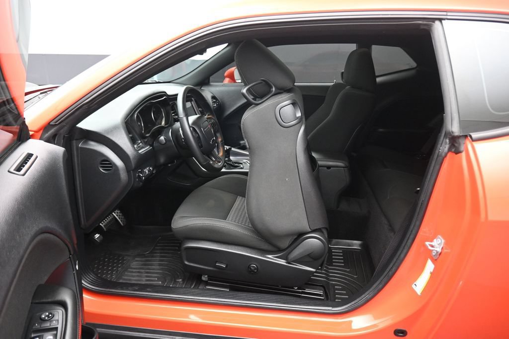 Used 2018 Dodge Challenger R/T Scat Pack RWD image 29
