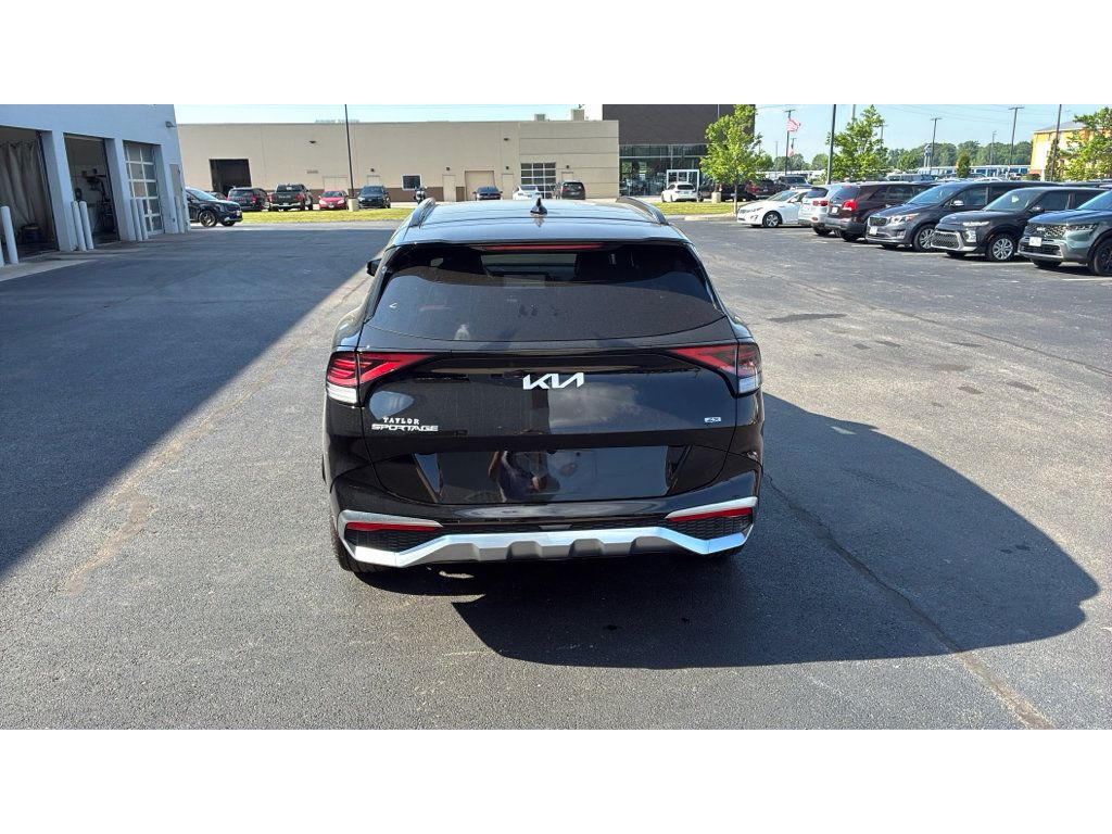 Used 2024 Kia Sportage SX AWD/4WD image 6