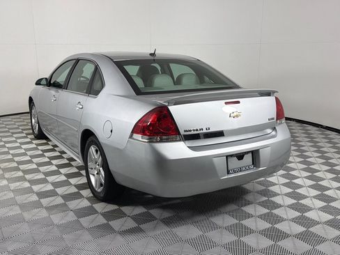 Used 2011 Chevrolet Impala LT w/ Luxury Edition Package FWD image 7