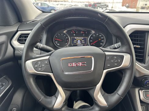 Certified 2023 GMC Acadia SLT image 13