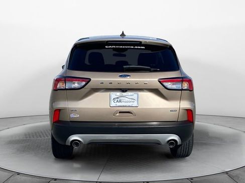 Used 2021 Ford Escape SE image 4