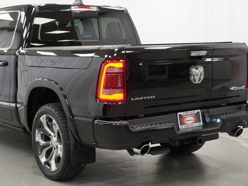 Certified 2022 RAM 1500 Limited w/ Bed Utility Group image 15