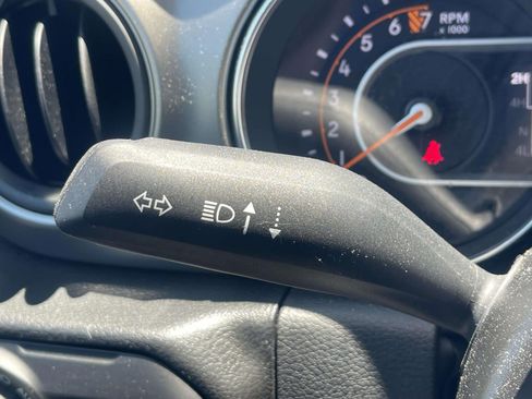 Used 2023 Jeep Gladiator Sport AWD/4WD image 23