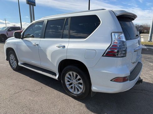Used 2021 Lexus GX 460 Premium w/ Premium Package image 7