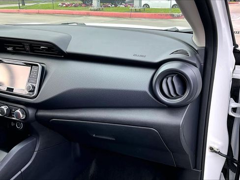 Used 2024 Nissan Kicks S FWD image 17