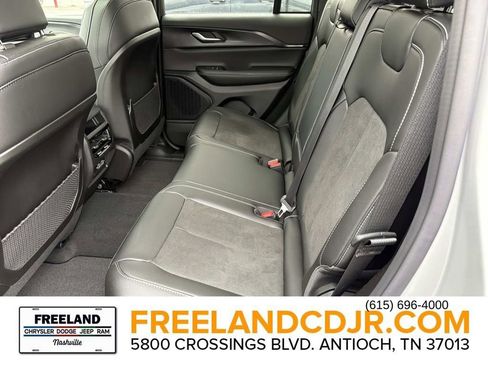 New 2025 Jeep Grand Cherokee Altitude w/ Trailer Tow Package AWD/4WD image 14